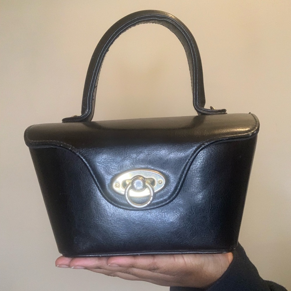 Cute leather box bag
